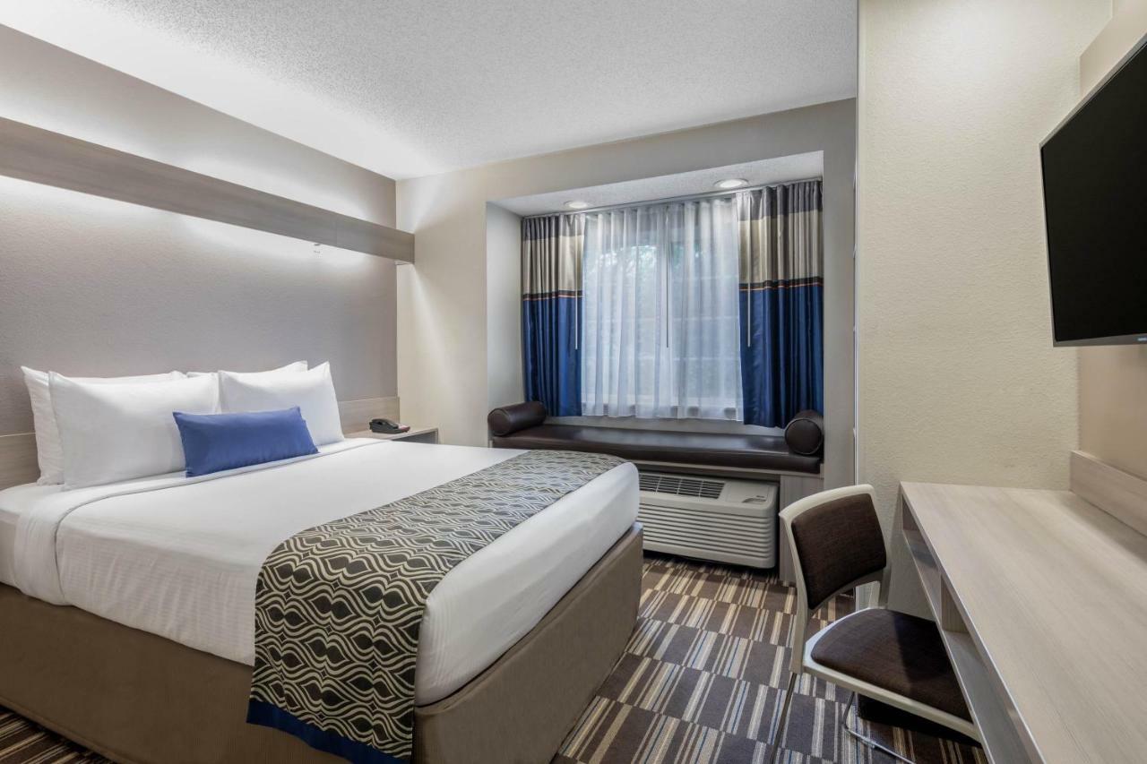 Microtel Inn & Suites By Wyndham Atlanta Buckhead Area Exterior photo